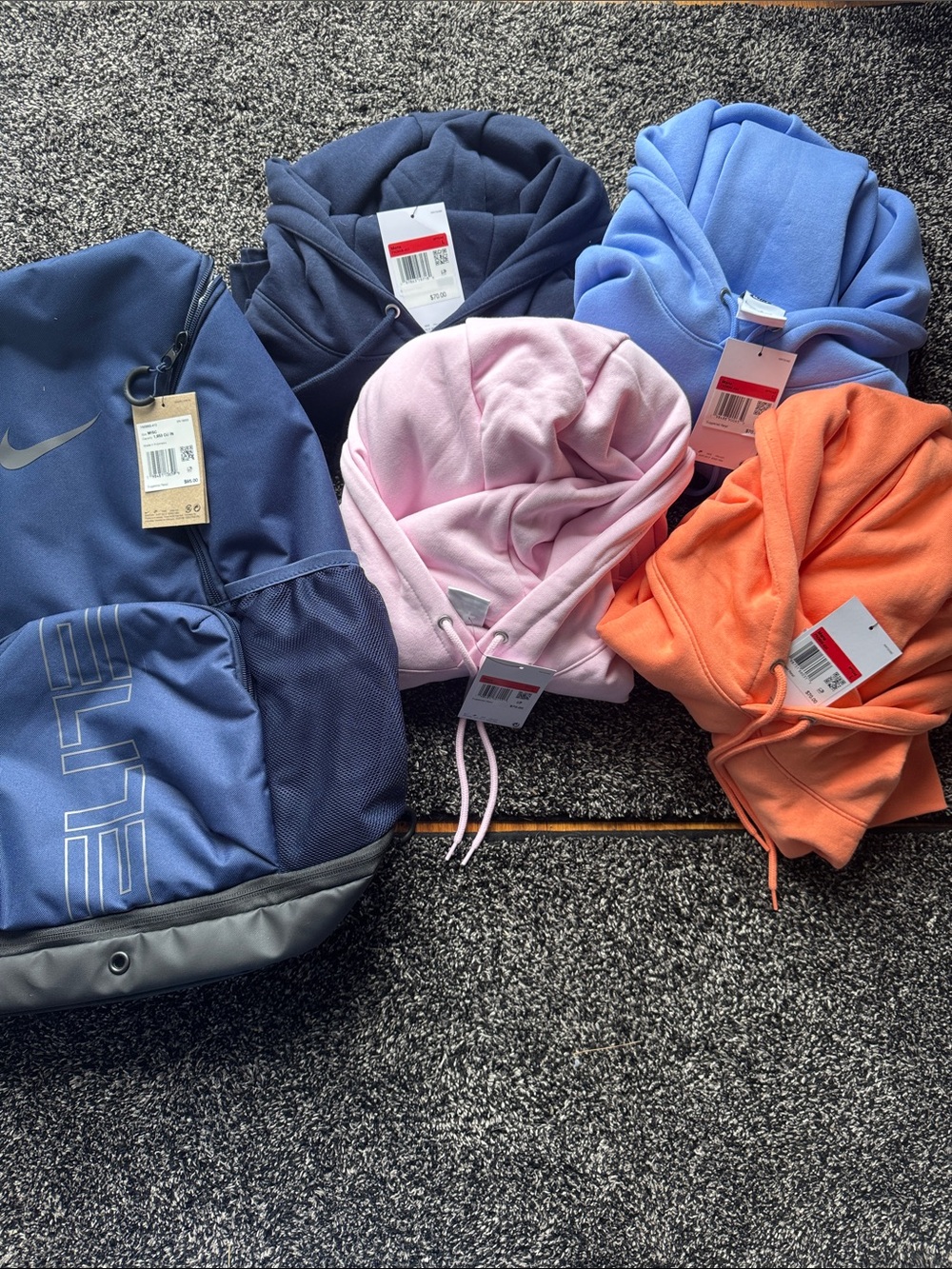 HOT OFF THE PRESS NIKE SUMMER HOODE BUNDLE!!!